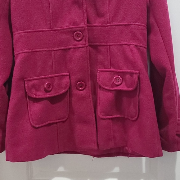 Adorable pink pea coat. - Picture 8 of 11